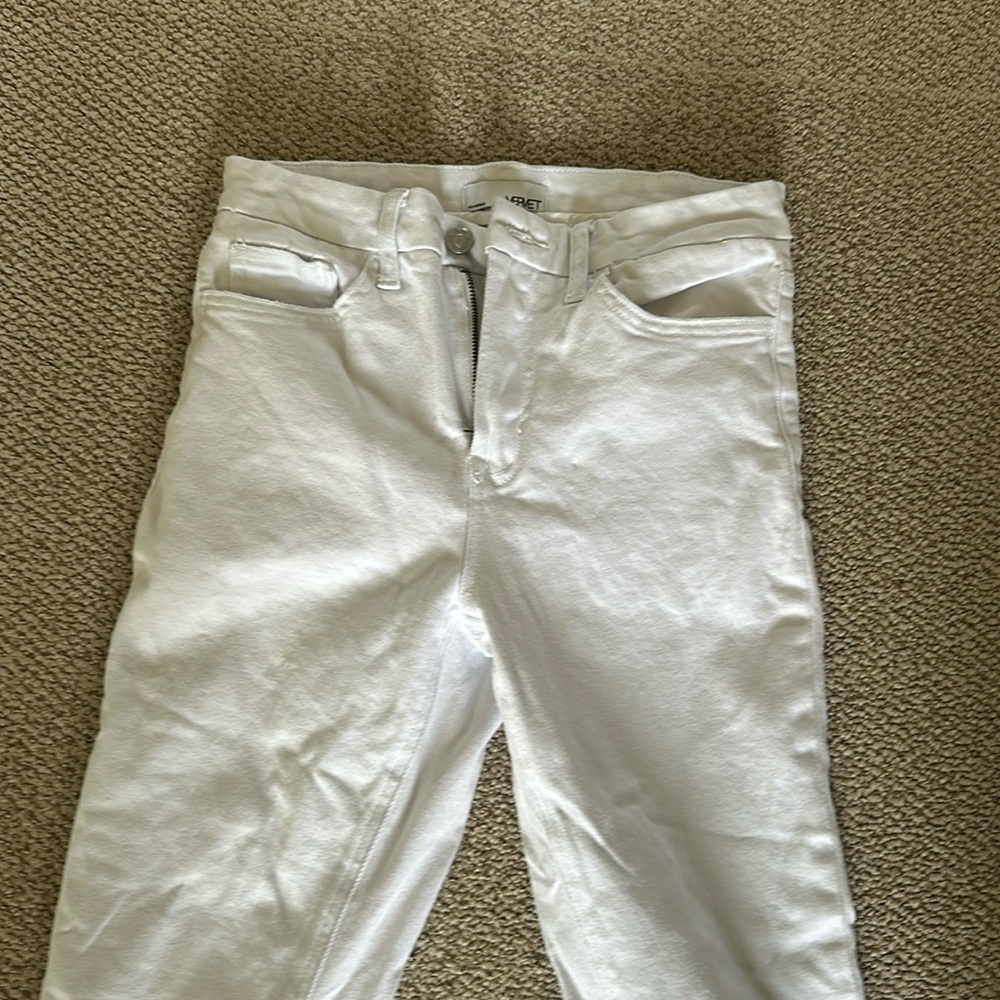White Vervet size 28 white jeans